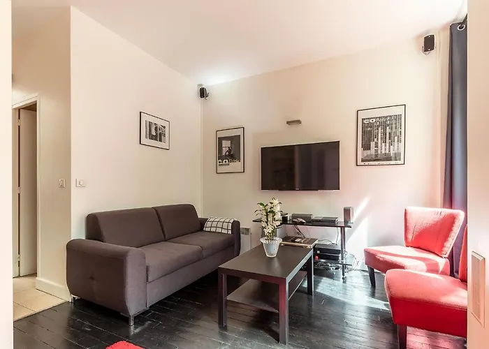 Sur Les Quais De Seine Daire Paris