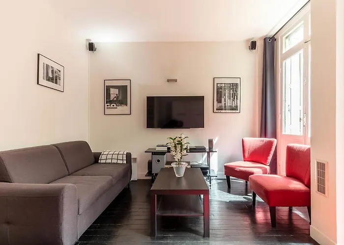 Sur Les Quais De Seine *